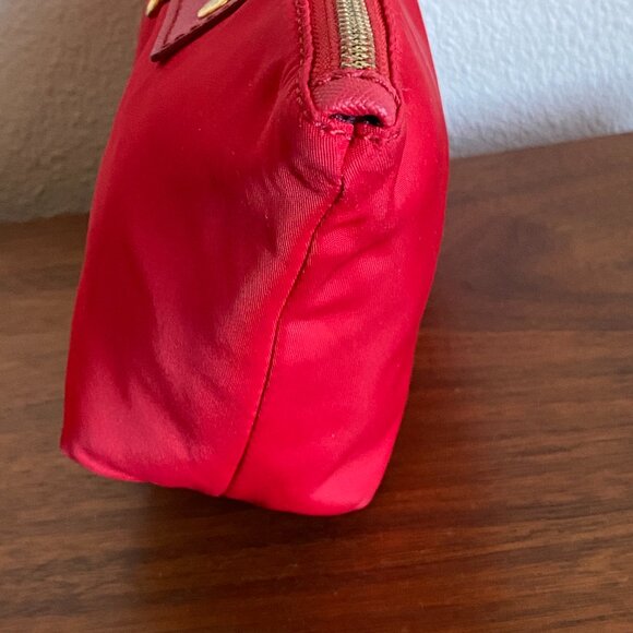 Authentic Marc Jacobs Nylon Cosmetic Bag. 9"x5.5"x2.7" Red Excellent condition. - Picture 3 of 9